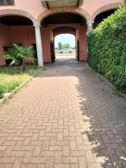 Appartamento In Cascina Lombarda Caselle Lurani Exteriér fotografie